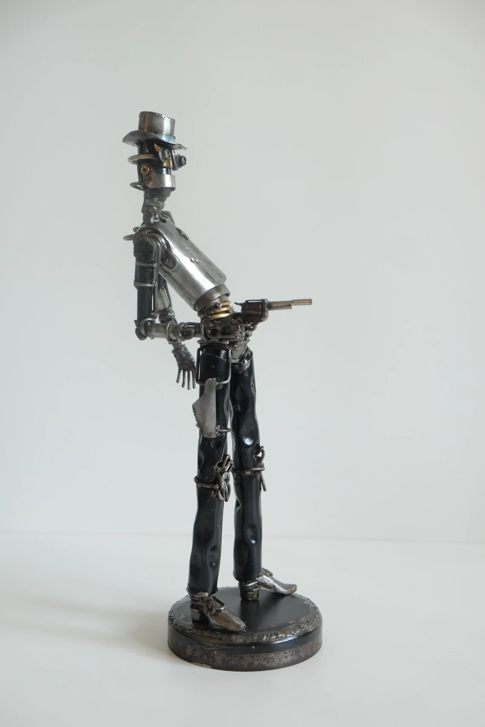 «Cowbot», escultura de Pedro Cuellar