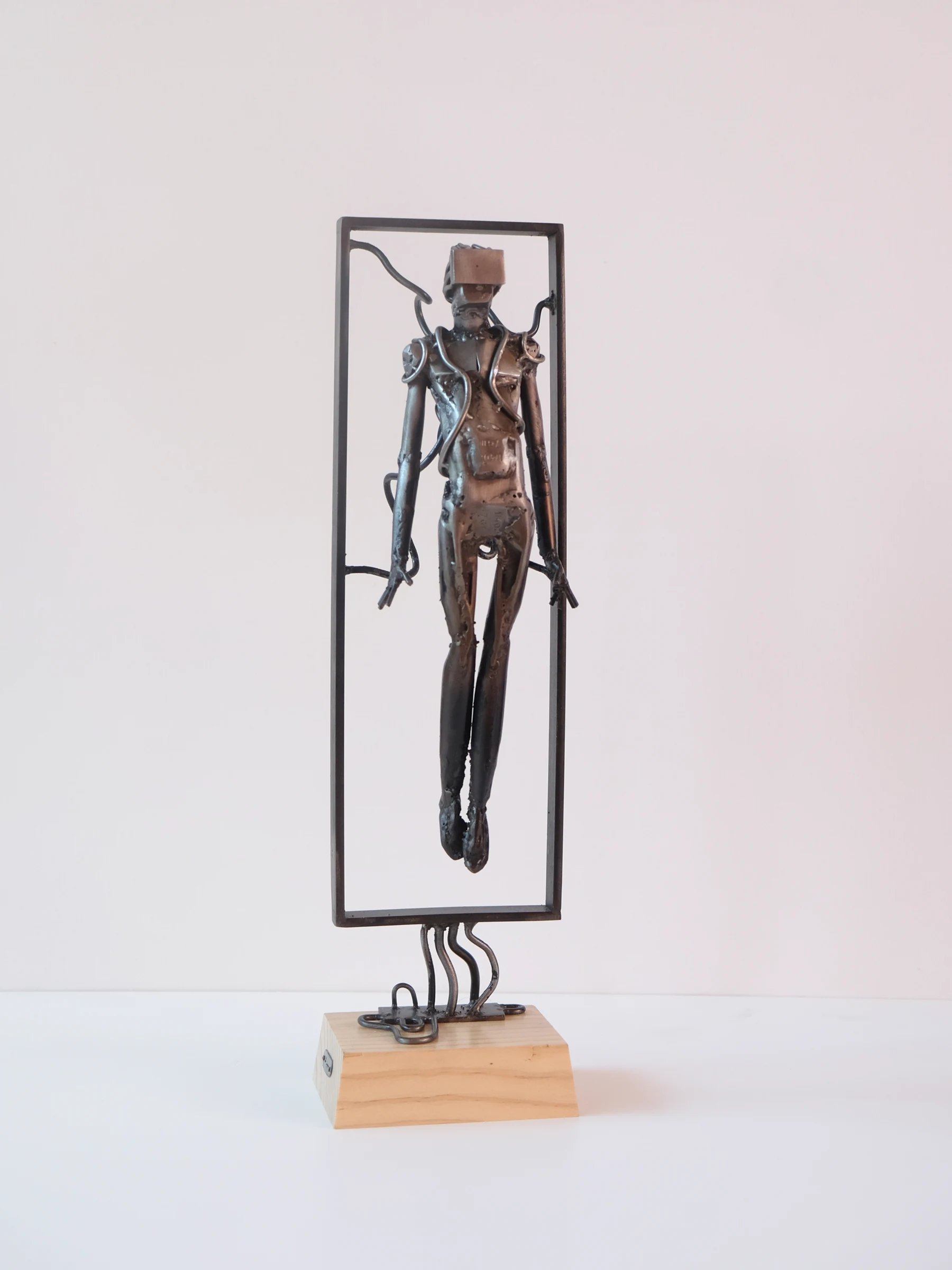 «The portal», escultura de Pedro Cuellar
